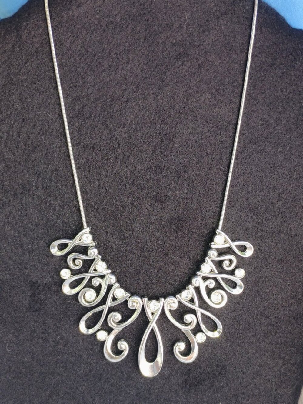 BRIGHTON "CONCERTO" Silver Scroll Statement Necklace with Crystals -pre-owned.